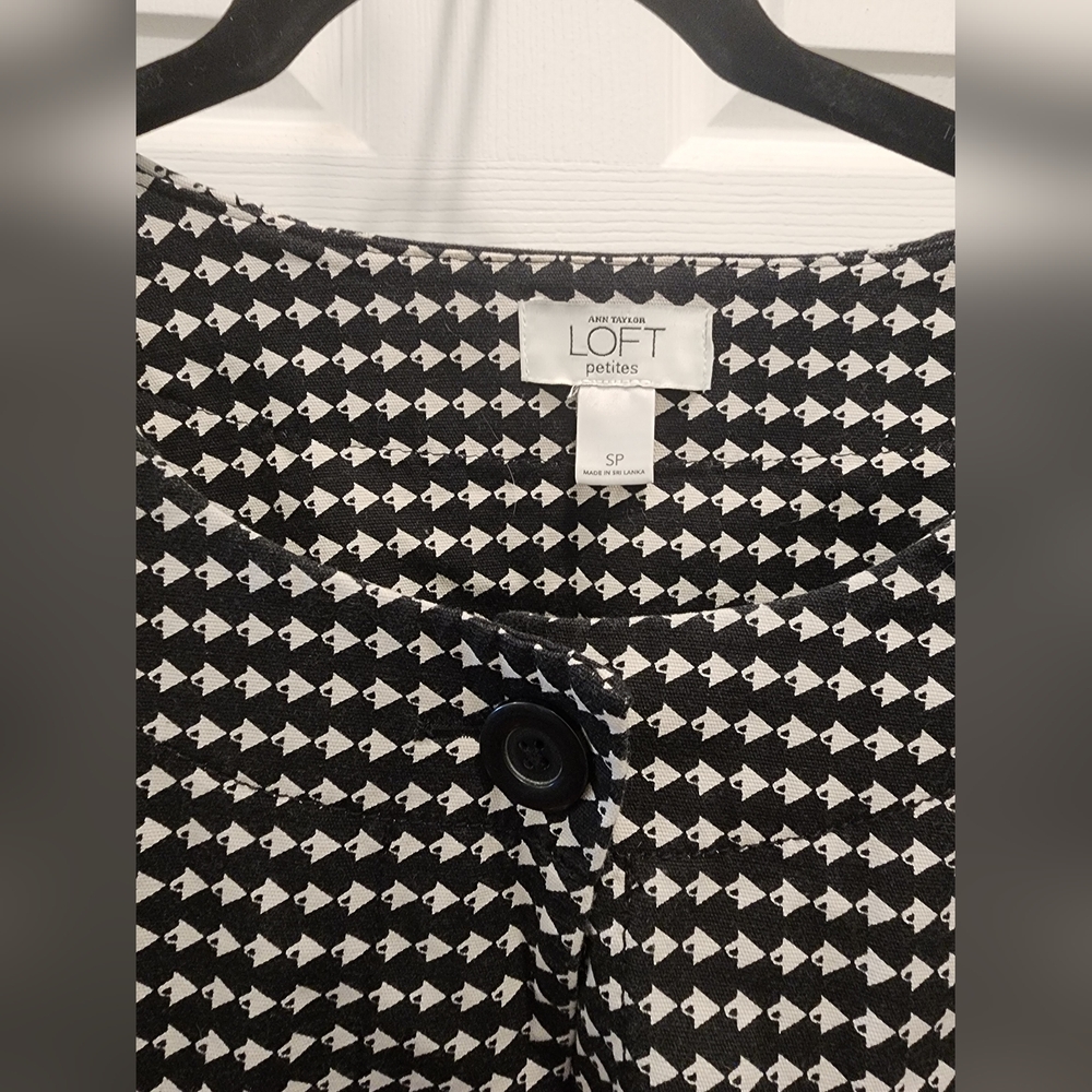 Jacket - Picture 2 of 5